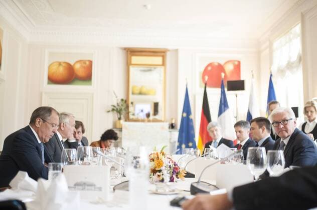 Bundesaussenminister Frank-Walter Steinmeier, SPD, waehrend des Ministertreffens zur Ukraine-Krise mit Jean-Marc Ayrault, Aussenminister von Frankreich, Sergei Lawrow, Aussenminister von Russland und Pawlo Klimkin, Aussenminister der Ukraine, in Berlin, 11.05.2016. Berlin Germany Copyright: xFlorianxGaertnerx