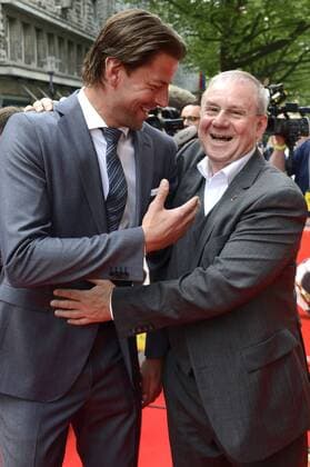 Bilder des Tages Roman Weidenfeller und Joachim Krol bei der Premiere des des Dokumentarfilmes You ll Never Walk Alone in der Lichtburg. Essen, 16.05.2017 Foto:xJ.xKrickx xFuturexImage