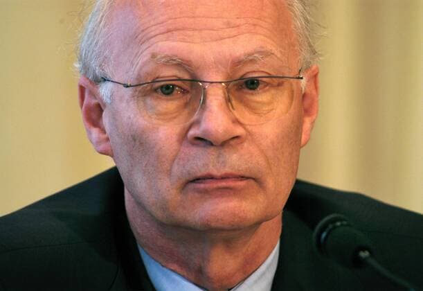 MEYER , Dr. Hans Joachim , Praesident des Zentralkomitees der deutschen Katholiken, Bonn 21.11.2003. , Bonn Deutschland Copyright: xU.xGrabowsky photohek.netx