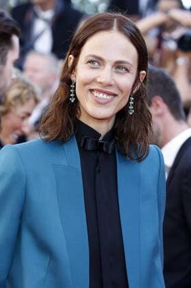 Aymeline Valade at the Ismael s Ghosts (Les Fantomes d Ismael) screening and Opening Gala during the 70th Cannes Film Festival at the Palais des Festivals on May 17, 2017 in Cannes, France Foto:xD.xBedrosianx xFuturexImage