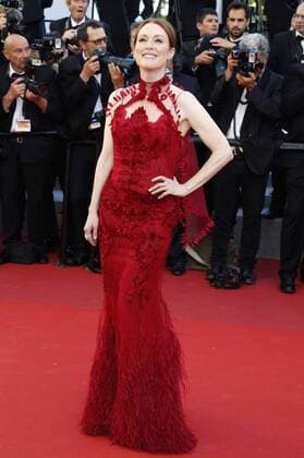 Julianne Moore at the Ismael s Ghosts (Les Fantomes d Ismael) screening and Opening Gala during the 70th Cannes Film Festival at the Palais des Festivals on May 17, 2017 in Cannes, France Foto:xD.xBedrosianx xFuturexImage
