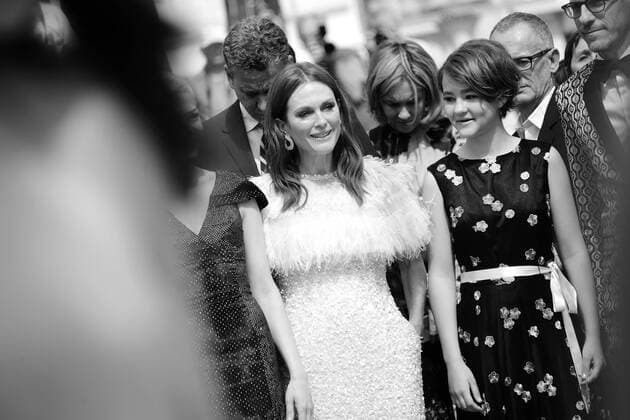 Cannes - Premiere Wonderstruck 217716 Degun-Paoli Starface 2017-05-18 Cannes France 70eme Festival International du Film de Cannes. Montee des Marches du film Wonderstuck . 70th International Cannes Film Festival. Red Carpet of Wonderstuck movie. Moore, Julianne; Simmonds, Millicent  Copyright: xDegun-Paolix STAR_217716_062