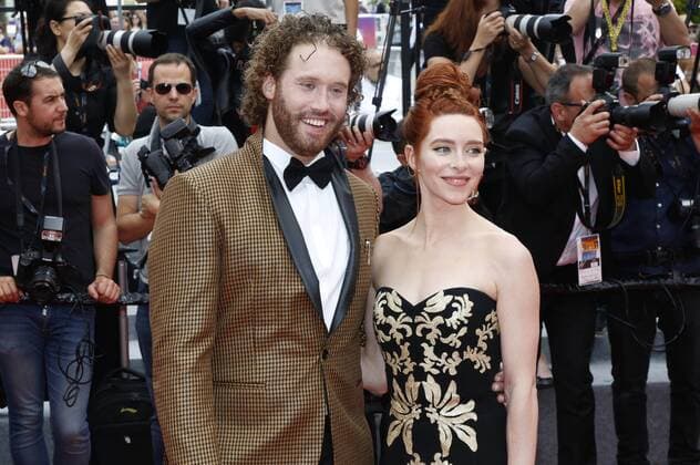 T.J. Miller and Kate Gorney at the Wonderstruck premiere during the 70th Cannes Film Festival at the Palais des Festivals on May 18, 2017 in Cannes, France Foto:xD.xBedrosianx xFuturexImage