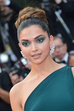 70th Cannes Film Festival 2017, Red carpet film Nelyubov . Pictured: Deepika Padukone  Copyright: xSimonexComix xCannesx xIPAx xCannesx