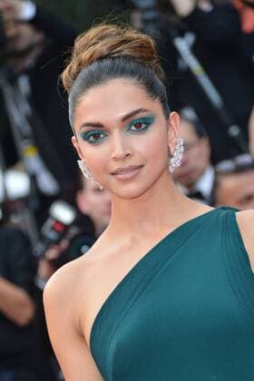 70th Cannes Film Festival 2017, Red carpet film Nelyubov . Pictured: Deepika Padukone  Copyright: xSimonexComix xCannesx xIPAx xCannesx