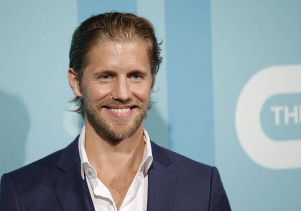 Matt Barr arrives on the red carpet at the 2017 CW Upfront at the London Hotel on May 18, 2017 in New York City.  NYP20170518140 JOHNxANGELILLO