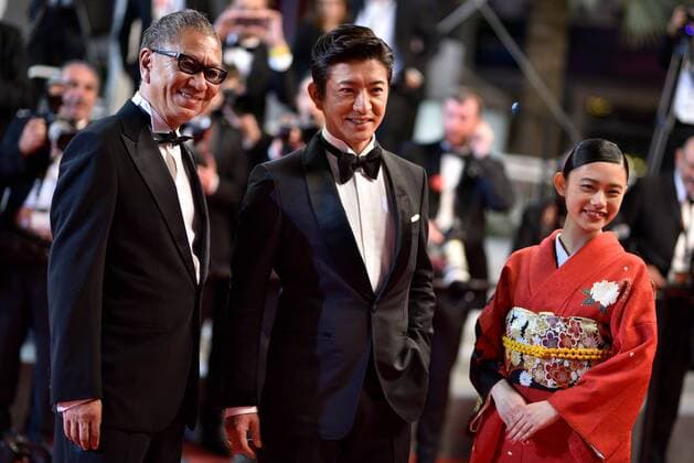 217725 Degun-Paoli Starface 2017-05-18 Cannes France 70eme Festival International du Film de Cannes. Montée des marches du film Mugen No Junin . 70th International Cannes Film Festival. Red Carpet of Mugen No Junin movie Sugisaki, Hannah; Kimura, Takuya; Miike, Takashi  Copyright: xDegun-Paolix STAR_217725_010