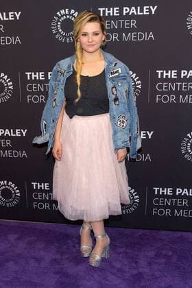 May 18, 2017 - Beverly Hills, California, USA - Abigail Breslin attends The Paley Center for Media presentation of the new ABC Musical Dirty Dancing at Paley the Center for Media on May 18th, 2017 in Beverly Hills, California.Photo:Tony Lowe Globephotos Beverly Hills USA - ZUMAg198 20170518_zaa_g198_014 Copyright: xALowex