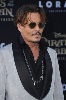 May 18, 2017 - Hollywood, CA, United States - 18 May 2017 - Hollywood, California - Johnny Depp. Premiere Of Disney s Pirates Of The Caribbean: Dead Men Tell No Tales at Dolby Theatre in Hollywood. Photo Credit: AdMedia Hollywood United States - ZUMAa123 20170518_zaa_a123_004 Copyright: xBirdiexThompsonx