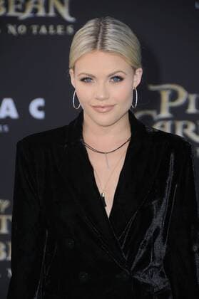 May 18, 2017 - Hollywood, CA, United States - 18 May 2017 - Hollywood, California - Witney Carson. Premiere Of Disney s Pirates Of The Caribbean: Dead Men Tell No Tales at Dolby Theatre in Hollywood. Photo Credit: AdMedia Hollywood United States - ZUMAa123 20170518_zaa_a123_197 Copyright: xBirdiexThompsonx