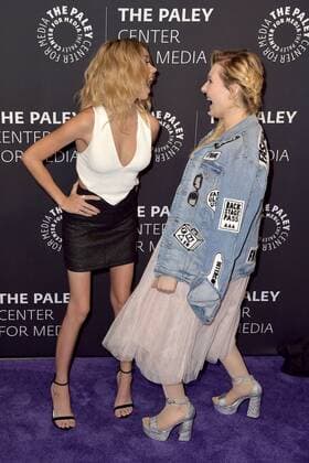 Sarah Hyland und Abigail Breslin bei der Premiere des ABC Musical Special Events Dirty Dancing im Paley Center for Media. Beverly Hills, 18.05.2017 Foto:xD.xStarbuckx xFuturexImage
