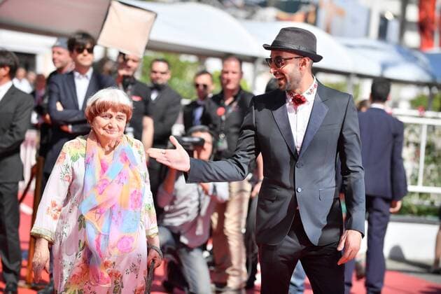 217757 Degun-Paoli Starface 2017-05-19 Cannes France 70eme Festival International du Film de Cannes. Montée des marches du film d ouverture Visages ,Villages 70th International Cannes Film Festival. Red Carpet of Visages ,Villages movie Varda, Agnès; JR  Copyright: xDegun-Paolix STAR_217757_003