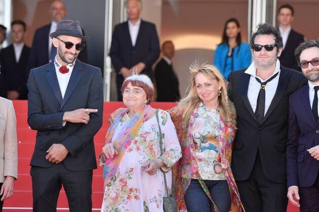217757 Degun-Paoli Starface 2017-05-19 Cannes France 70eme Festival International du Film de Cannes. Montée des marches du film d ouverture Visages ,Villages 70th International Cannes Film Festival. Red Carpet of Visages ,Villages movie Chedid, Matthieu ( M chanteur); JR  Copyright: xDegun-Paolix STAR_217757_010