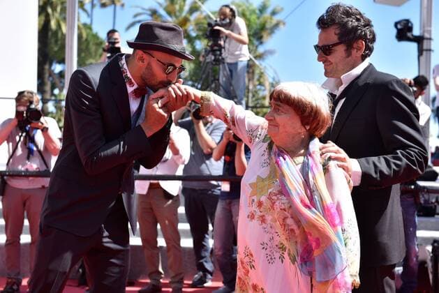 217757 Degun-Paoli Starface 2017-05-19 Cannes France 70eme Festival International du Film de Cannes. Montée des marches du film d ouverture Visages ,Villages 70th International Cannes Film Festival. Red Carpet of Visages ,Villages movie Varda, Agnès; Chedid, Matthieu ( M chanteur); JR  Copyright: xDegun-Paolix STAR_217757_014