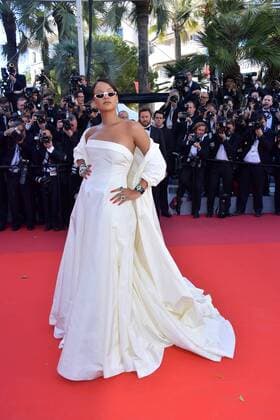 Bilder des Tages 70th Cannes Film Festival - Premiere of the film OKJA Rihanna Cannes France  518847