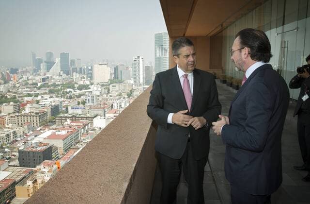 Bundesaussenminister Sigmar Gabriel trifft den Aussenminister von Mexiko, Luis Videgaray Caso, in Mexiko Stadt. 19.05.2017, Mexico City Mexico Copyright: xThomasxKoehlerx
