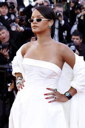 Rihanna at the Okja premiere during the 70th Cannes Film Festival at the Palais des Festivals on May 19, 2017 in Cannes, France Foto:xD.xBedrosianx xFuturexImage
