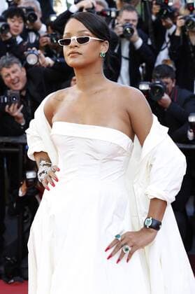 Rihanna at the Okja premiere during the 70th Cannes Film Festival at the Palais des Festivals on May 19, 2017 in Cannes, France Foto:xD.xBedrosianx xFuturexImage