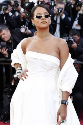 Rihanna at the Okja premiere during the 70th Cannes Film Festival at the Palais des Festivals on May 19, 2017 in Cannes, France Foto:xD.xBedrosianx xFuturexImage