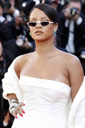 Rihanna at the Okja premiere during the 70th Cannes Film Festival at the Palais des Festivals on May 19, 2017 in Cannes, France Foto:xD.xBedrosianx xFuturexImage