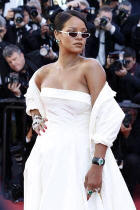 Rihanna at the Okja premiere during the 70th Cannes Film Festival at the Palais des Festivals on May 19, 2017 in Cannes, France Foto:xD.xBedrosianx xFuturexImage