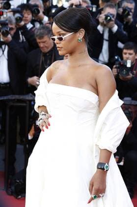 Rihanna at the Okja premiere during the 70th Cannes Film Festival at the Palais des Festivals on May 19, 2017 in Cannes, France Foto:xD.xBedrosianx xFuturexImage