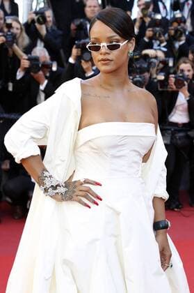 Rihanna at the Okja premiere during the 70th Cannes Film Festival at the Palais des Festivals on May 19, 2017 in Cannes, France Foto:xD.xBedrosianx xFuturexImage