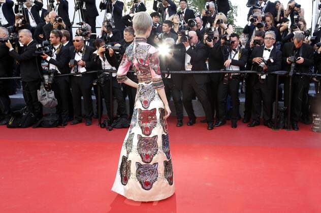 Li Yuchun at the Okja premiere during the 70th Cannes Film Festival at the Palais des Festivals on May 19, 2017 in Cannes, France Foto:xD.xBedrosianx xFuturexImage