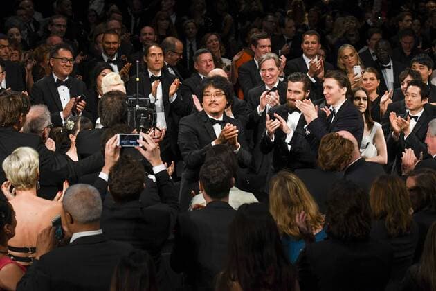 217766 Serge Arnal Starface 2017-05-19 Cannes France 70eme Festival International du Film de Cannes. Ambiance salle fin de film Okja . 7àeme International Cannes Film festival. Atmopshere at the end of Okja screening. EXCLUSIVE Gyllenhaal, Jake; Dano, Paul; Collins, Lily; Joon-Ho, Bong  Copyright: xSergexArnalx xStarfacex STAR_217766_007