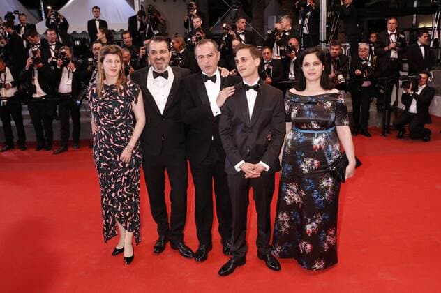 Kata Weberat, Kornel Mundruczo, Kata Weberat. Merab Ninidze, Zsombor Jeger and Viktoria Petranyi the Jupiter s Moon premiere during the 70th Cannes Film Festival at the Palais des Festivals on May 19, 2017 in Cannes, France Foto:xD.xBedrosianx xFuturexImage