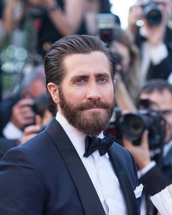 (170519) -- CANNES (FRANCE), May 19, 2017 -- U.S. actor Jake Gyllenhaal poses on the red carpet for the screening of the film Okja in competition at the 70th Cannes International Film Festival in Cannes, France, on May 19, 2017. ) FRANCE-CANNES-INTERNATIONAL FILM FESTIVAL-OKJA XuxJinquan 
