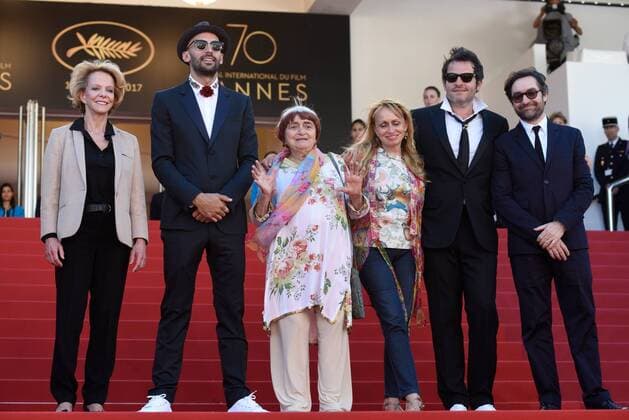 Cannes - Filmpremiere Visages Villages JR, Agnes Varda, Matthieu Chedid CINEMA : 70 eme Festival de Cannes - Tapis Rouge Visages Villages - 19 05 2017 LoicThebaud Panoramic 