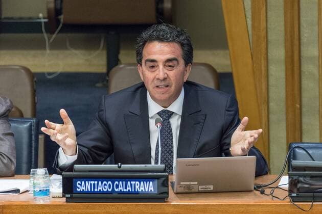USA: UN sustainable urbanization symposium Architect Santiago Calatrava is seen delivering his remarks. Regarding the implementation of the Sustainable Development Goals framework, the United Nations convened Gateway Portals to the City: Infrastructure for Sustainable Urbanization, a day-long symposium on architecture, urban design and the UN s Sustainable Development Goals framework co-organized UN Human Settlements Programme (UN-Habitat), the Consortium for Sustainable Urbanization (CSU) and the American Institute of Architects New York Chapter (AIA-NY), at UN Headquarters. IN addition to opening remarks by General Assembly President Peter Thomson and Economic and Social Council President Frederick Musiiwa Makamura Shava, famed architect Santiago Calatrava offered the opening keynote address.  AlbinxLohr-Jones