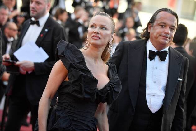 217802 Degun-Paoli Starface 2017-05-20 Cannes France 70eme Festival International du Film de Cannes. Montee des Marches du film 120 battements par minute . 70th International Cannes Film Festival. Red Carpet of 120 battements par minute movie. Anderson, Pamela  Copyright: xDegun-Paolix STAR_217802_044