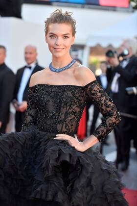 217802 Degun-Paoli Starface 2017-05-20 Cannes France 70eme Festival International du Film de Cannes. Montee des Marches du film 120 battements par minute . 70th International Cannes Film Festival. Red Carpet of 120 battements par minute movie. Muze, Arizona  Copyright: xDegun-Paolix STAR_217802_066