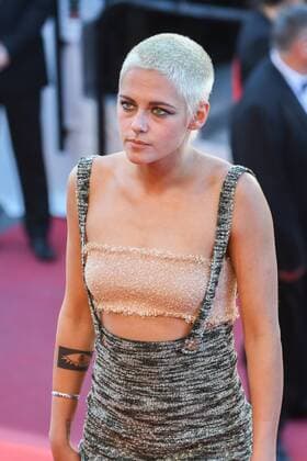 217803 Serge Arnal Starface 2017-05-20 Cannes France 70eme Festival International du Film de Cannes. Montee des Marches du film 120 battements par minute . 70th International Cannes Film Festival. Red Carpet of 120 battements par minute movie. Stewart, Kristen  Copyright: xSergexArnalx xStarfacex STAR_217803_027