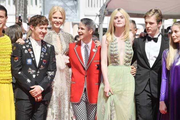217834 Degun-Paoli Starface 2017-05-21 Cannes France 70eme Festival International du Film de Cannes. Montee des Marches du film How to Talk to Girls at Parties . 70th International Cannes Film Festival. Red Carpet of How to Talk to Girls at Parties movie. Kidman, Nicole; Fanning, Elle; Mitchell, John Cameron; Sharp, Alex; Lewis, Aj  Copyright: xDegun-Paolix STAR_217834_008