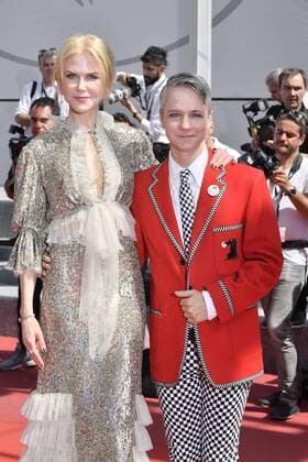 217834 Degun-Paoli Starface 2017-05-21 Cannes France 70eme Festival International du Film de Cannes. Montee des Marches du film How to Talk to Girls at Parties . 70th International Cannes Film Festival. Red Carpet of How to Talk to Girls at Parties movie. Kidman, Nicole; Mitchell, John Cameron  Copyright: xDegun-Paolix STAR_217834_018