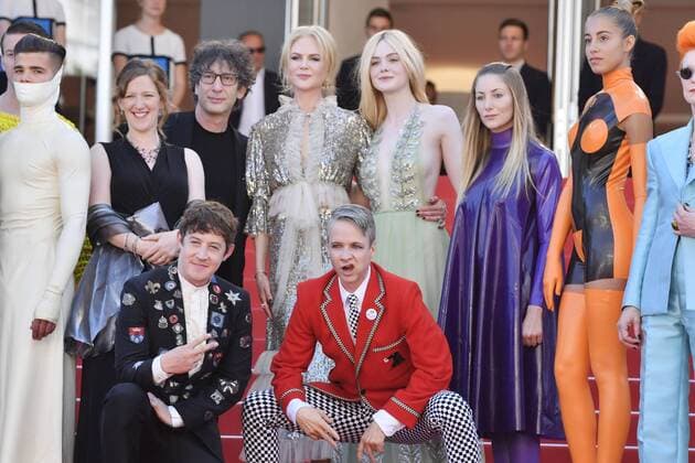 217834 Degun-Paoli Starface 2017-05-21 Cannes France 70eme Festival International du Film de Cannes. Montee des Marches du film How to Talk to Girls at Parties . 70th International Cannes Film Festival. Red Carpet of How to Talk to Girls at Parties movie. Kidman, Nicole; Fanning, Elle; Mitchell, John Cameron; Gaiman, Neil; Sharp, Alex  Copyright: xDegun-Paolix STAR_217834_026