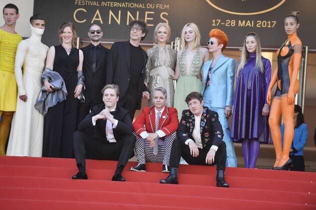 217834 Degun-Paoli Starface 2017-05-21 Cannes France 70eme Festival International du Film de Cannes. Montee des Marches du film How to Talk to Girls at Parties . 70th International Cannes Film Festival. Red Carpet of How to Talk to Girls at Parties movie. Kidman, Nicole; Fanning, Elle; Mitchell, John Cameron; Gaiman, Neil; Sharp, Alex; Lewis, Aj  Copyright: xDegun-Paolix STAR_217834_032