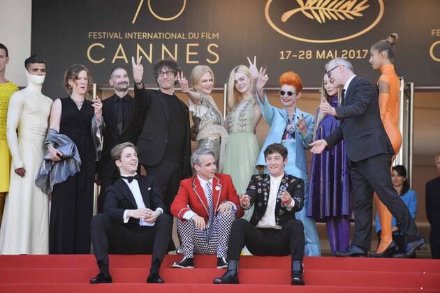 217834 Degun-Paoli Starface 2017-05-21 Cannes France 70eme Festival International du Film de Cannes. Montee des Marches du film How to Talk to Girls at Parties . 70th International Cannes Film Festival. Red Carpet of How to Talk to Girls at Parties movie. Kidman, Nicole; Fanning, Elle; Mitchell, John Cameron; Gaiman, Neil; Sharp, Alex; Lewis, Aj  Copyright: xDegun-Paolix STAR_217834_036
