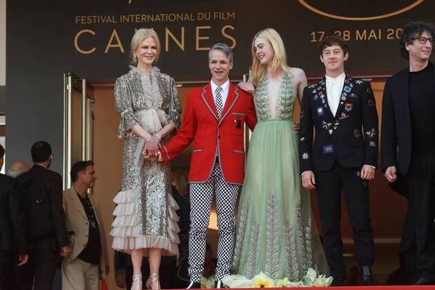 217843 Degun-Paoli Starface 2017-05-21 Cannes France 70eme Festival International du Film de Cannes. Redescente du film How to Talk to Girls at Parties . 70th International Cannes Film Festival. Cast of How to talk to Girls at parties leaving the screening. Kidman, Nicole; Fanning, Elle  Copyright: xDegun-Paolix STAR_217843_032