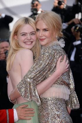 217843 Degun-Paoli Starface 2017-05-21 Cannes France 70eme Festival International du Film de Cannes. Redescente du film How to Talk to Girls at Parties . 70th International Cannes Film Festival. Cast of How to talk to Girls at parties leaving the screening. Kidman, Nicole; Fanning, Elle  Copyright: xDegun-Paolix STAR_217843_055