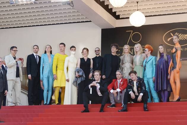 May 21, 2017 - Cannes, France - CANNES, FRANCE - MAY 21: Actresses Nicole Kidman, Elle Fanning, actors Alex Sharp, AJ Lewis, director John Cameron Mitchell and the cast of the movie attend the How To Talk To Girls At Parties screening during the 70th annual Cannes Film Festival at Palais des Festivals on May 21, 2017 in Cannes, France Cannes France - ZUMAi09_ 20170521_zaf_i09_028 Copyright: xFrederickxInjimbertx