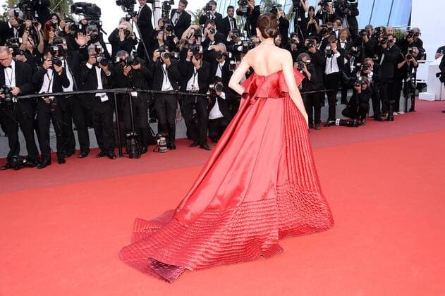 217837 Degun-Paoli Starface 2017-05-21 Cannes France 70eme Festival International du Film de Cannes. Montee des Marches du film The Meyerowitz Stories . 70th International Cannes Film Festival. Red Carpet of The Meyerowitz Stories movie Hargate, Araya Alberta  Copyright: xDegun-Paolix STAR_217837_012