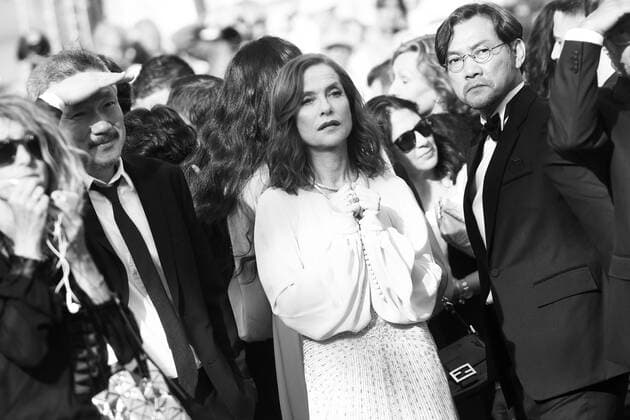 217837 Degun-Paoli Starface 2017-05-21 Cannes France 70eme Festival International du Film de Cannes. Montee des Marches du film The Meyerowitz Stories . 70th International Cannes Film Festival. Red Carpet of The Meyerowitz Stories movie Huppert, Isabelle; Hong, Sang-soo  Copyright: xDegun-Paolix STAR_217837_165