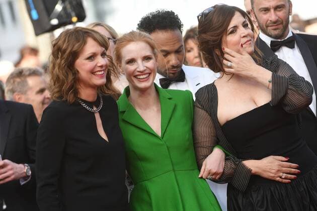 217837 Degun-Paoli Starface 2017-05-21 Cannes France 70eme Festival International du Film de Cannes. Montee des Marches du film The Meyerowitz Stories . 70th International Cannes Film Festival. Red Carpet of The Meyerowitz Stories movie Jaoui, Agnès; Chastain, Jessica; Ade, Maren  Copyright: xDegun-Paolix STAR_217837_174