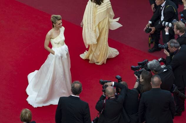 217839 Scanella Starface 2017-05-21 Cannes France 70eme Festival International du Film de Cannes. Montee des Marches du film The Meyerowitz Stories . 70th International Cannes Film Festival. Red Carpet of The Meyerowitz Stories movie . Makatsch, Heike  Copyright: xScanellax STAR_217839_027