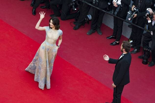 217839 Scanella Starface 2017-05-21 Cannes France 70eme Festival International du Film de Cannes. Montee des Marches du film The Meyerowitz Stories . 70th International Cannes Film Festival. Red Carpet of The Meyerowitz Stories movie . Kurylenko, Olga  Copyright: xScanellax STAR_217839_048