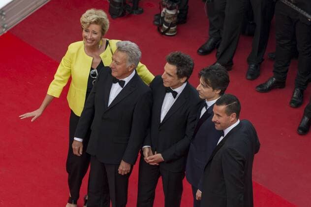 217839 Scanella Starface 2017-05-21 Cannes France 70eme Festival International du Film de Cannes. Montee des Marches du film The Meyerowitz Stories . 70th International Cannes Film Festival. Red Carpet of The Meyerowitz Stories movie . Hoffman, Dustin; Stiller, Ben; Thompson, Emma; Sandler, Adam; Baumbach, Noah  Copyright: xScanellax STAR_217839_057